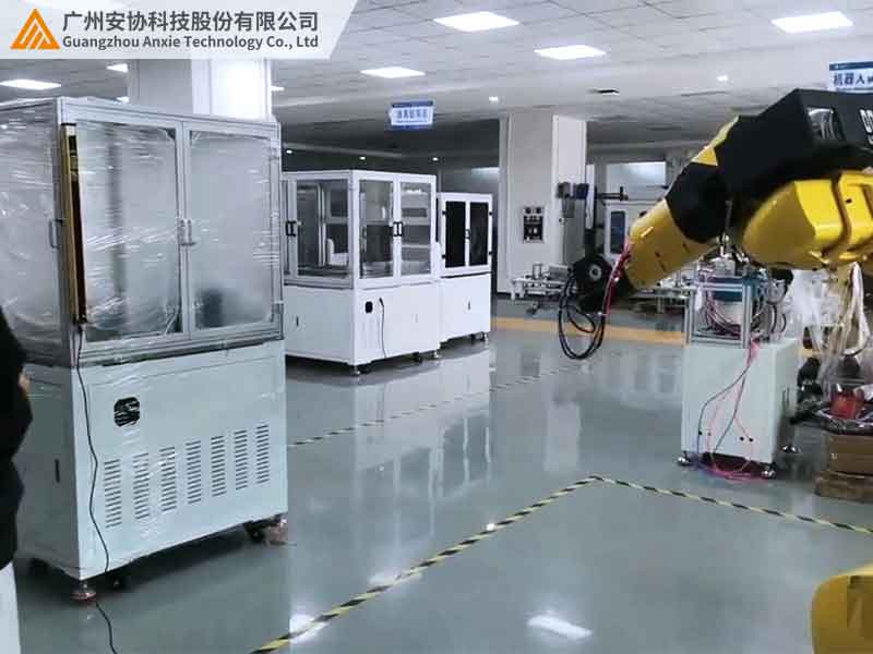 工業(yè)機械臂單邊光柵安全檢測案例.jpg