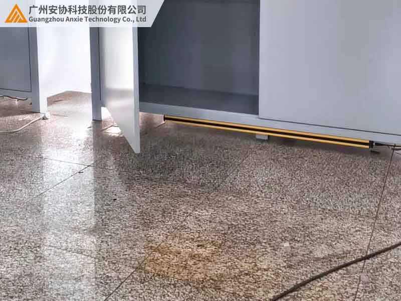 單邊光柵地面檢測(cè)無(wú)盲區(qū)覆蓋案例.jpg